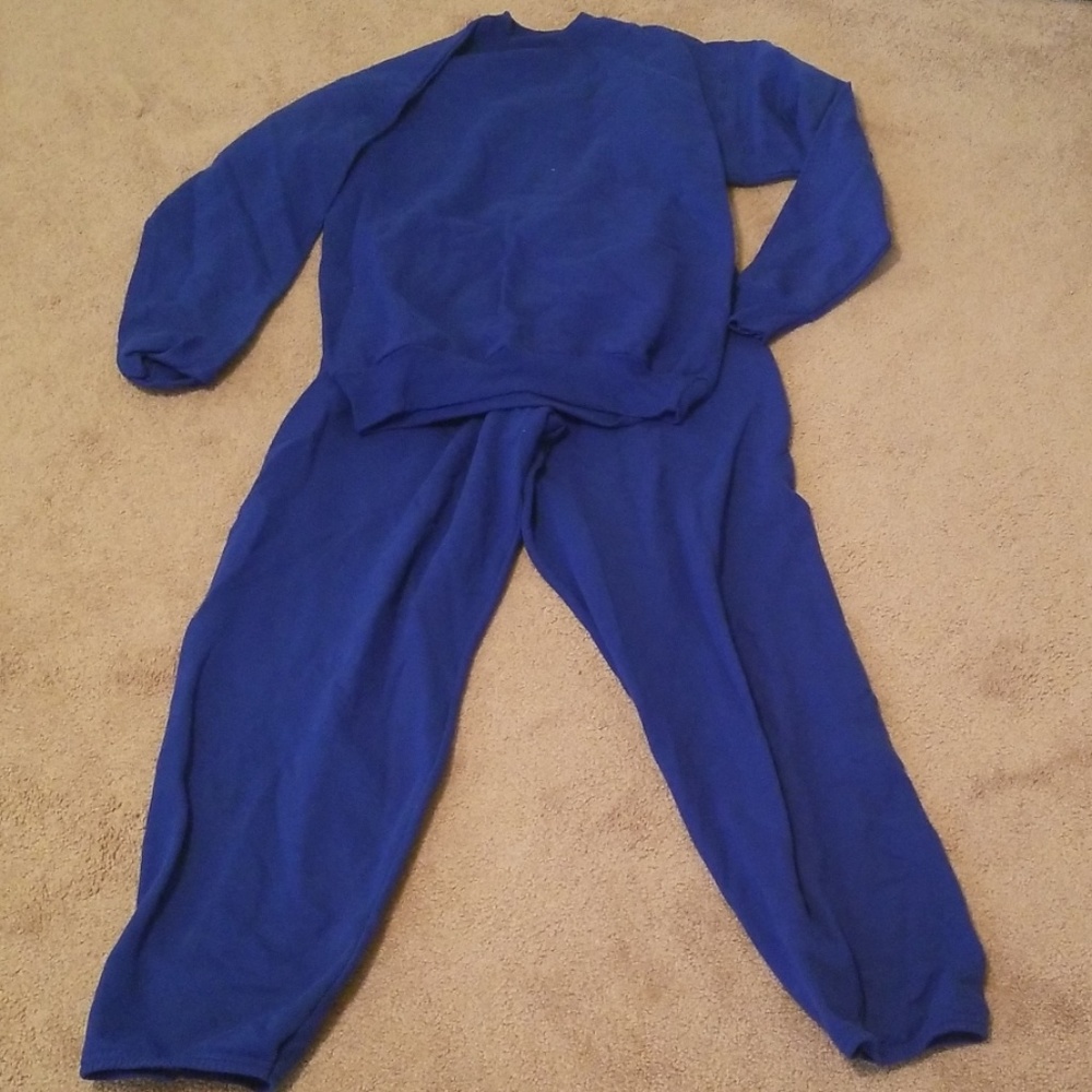 Hanes sweatsuit